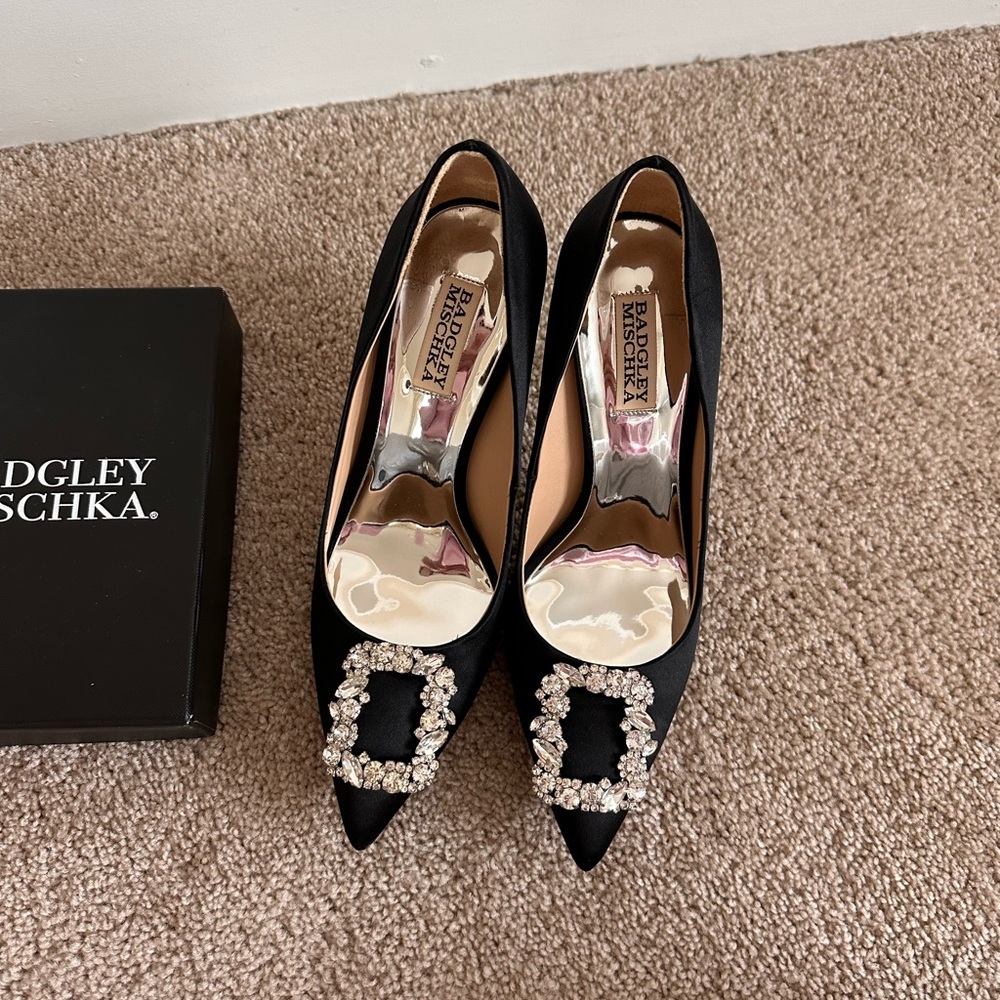 Bradley Mischka satin heels size 8.5